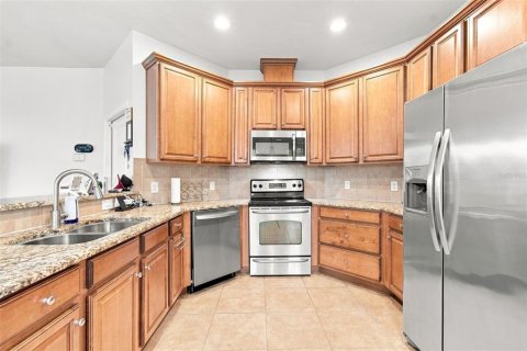 Adosado en venta en Tampa, Florida, 3 dormitorios, 217.3 m2 № 2358476 - foto 21