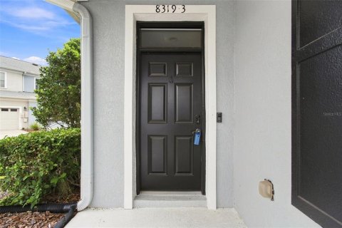 Adosado en venta en Tampa, Florida, 3 dormitorios, 217.3 m2 № 2358476 - foto 4