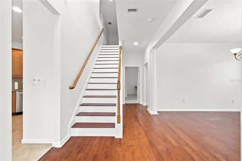 Adosado en venta en Tampa, Florida, 3 dormitorios, 217.3 m2 № 2358476 - foto 12