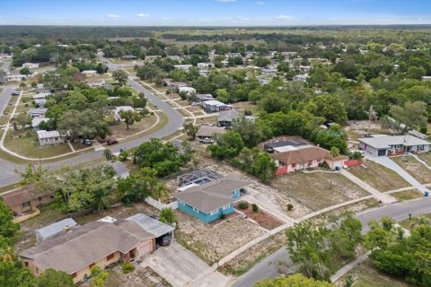 House in Spring Hill, Florida 2 bedrooms, 127.83 sq.m. № 2217107 - photo 6