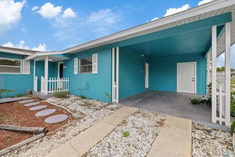 House in Spring Hill, Florida 2 bedrooms, 127.83 sq.m. № 2217107 - photo 10