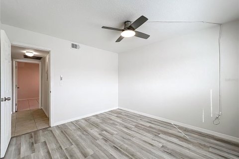 Apartamento en alquiler en Treasure Island, Florida, 2 dormitorios, 74.32 m2 № 1910960 - foto 20