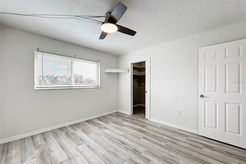 Apartamento en alquiler en Treasure Island, Florida, 2 dormitorios, 74.32 m2 № 1910960 - foto 21