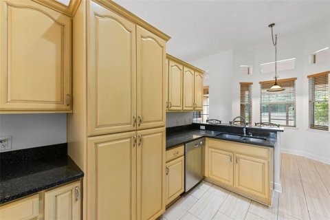 Casa en venta en Orlando, Florida, 4 dormitorios, 231.05 m2 № 1843584 - foto 10
