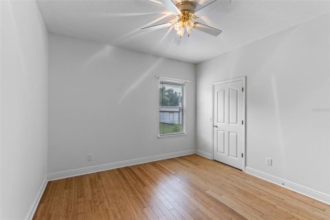 Casa en venta en Orlando, Florida, 4 dormitorios, 231.05 m2 № 1843584 - foto 17