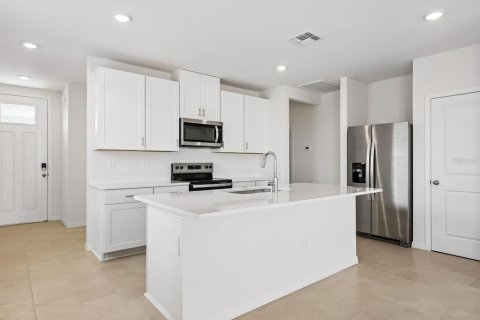 House in Palmetto, Florida 4 bedrooms, 149.29 sq.m. № 2203189 - photo 5
