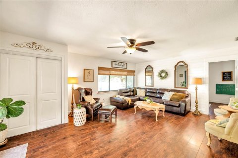 House in Brooksville, Florida 3 bedrooms, 185.34 sq.m. № 1824543 - photo 16