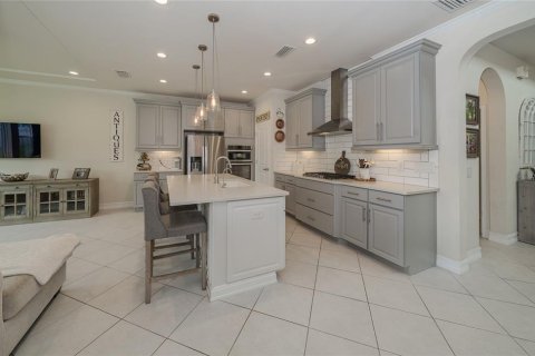 Villa ou maison à vendre à Wesley Chapel, Floride: 4 chambres, 221.01 m2 № 2239403 - photo 12