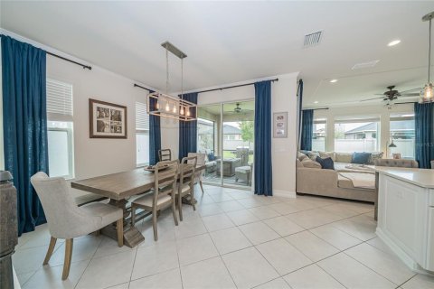Villa ou maison à vendre à Wesley Chapel, Floride: 4 chambres, 221.01 m2 № 2239403 - photo 15