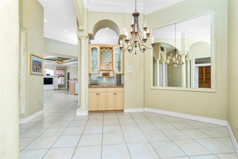 House in Port Charlotte, Florida 4 bedrooms, 258.45 sq.m. № 1581272 - photo 19