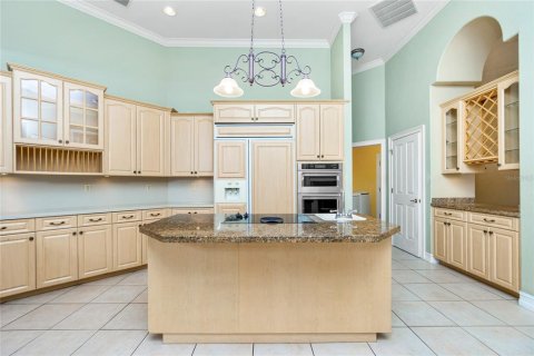 House in Port Charlotte, Florida 4 bedrooms, 258.45 sq.m. № 1581272 - photo 12