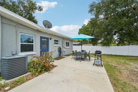 Casa en venta en Sarasota, Florida, 3 dormitorios, 106.93 m2 № 2201397 - foto 19