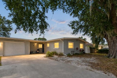 Casa en Sarasota, Florida 3 dormitorios, 106.93 m2 № 2201397