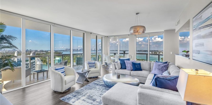 Condo à Miami Beach, Floride, 2 chambres № 1694823