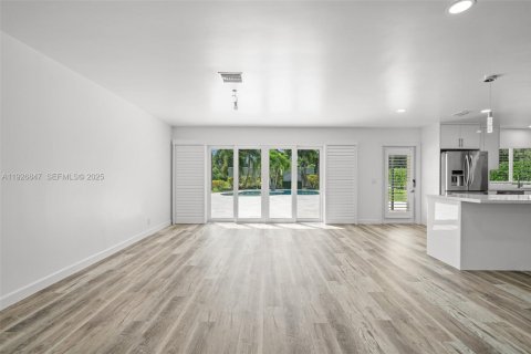 Villa ou maison à louer à Davie, Floride: 3 chambres, 164.62 m2 № 1985785 - photo 14