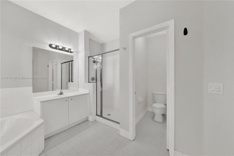 Casa en venta en Doral, Florida, 4 dormitorios, 196.77 m2 № 1467816 - foto 25