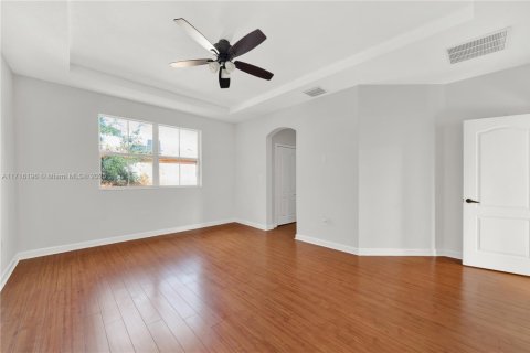 Casa en venta en Doral, Florida, 4 dormitorios, 196.77 m2 № 1467816 - foto 21