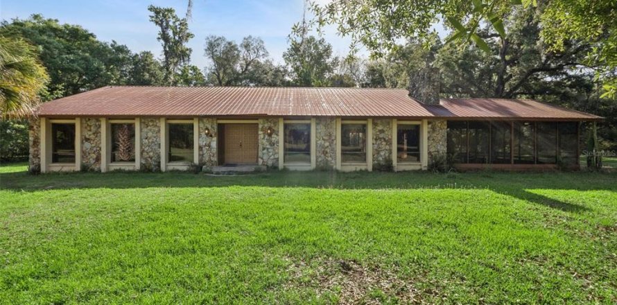 Casa en Chuluota, Florida 4 dormitorios, 230.77 m2 № 2116224
