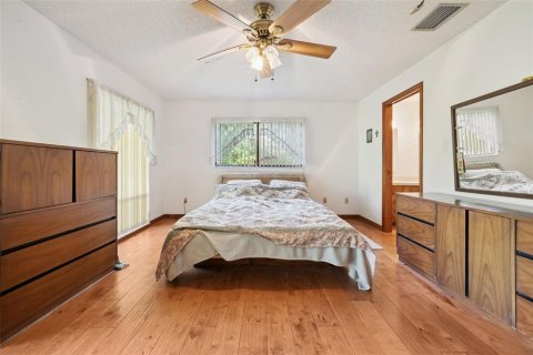 Casa en venta en Chuluota, Florida, 4 dormitorios, 230.77 m2 № 2116224 - foto 27