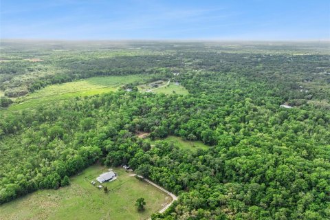 Casa en venta en Chuluota, Florida, 4 dormitorios, 230.77 m2 № 2116224 - foto 5