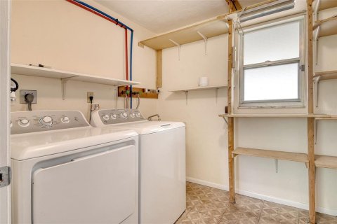 Casa en venta en Sarasota, Florida, 2 dormitorios, 133.87 m2 № 1782640 - foto 28