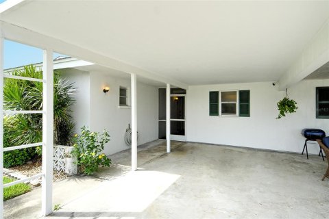 Casa en venta en Sarasota, Florida, 2 dormitorios, 133.87 m2 № 1782640 - foto 2