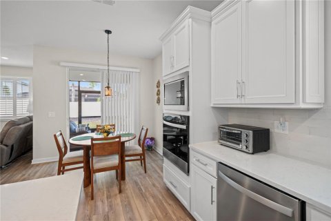 Casa en venta en DeLand, Florida, 4 dormitorios, 171.31 m2 № 1828530 - foto 5