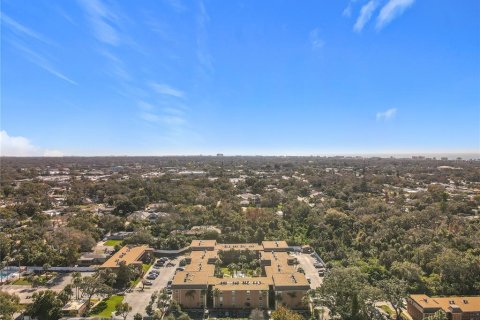 Condo in Largo, Florida, 1 bedroom  № 2232626 - photo 22