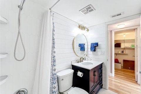 Condo in Largo, Florida, 1 bedroom  № 2232626 - photo 13