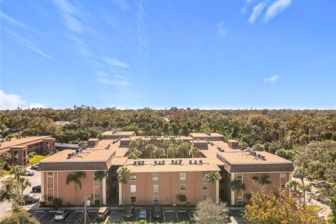 Condo in Largo, Florida, 1 bedroom  № 2232626 - photo 15