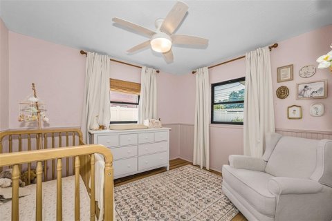 House in Saint Petersburg, Florida 3 bedrooms, 113.99 sq.m. № 2151600 - photo 22