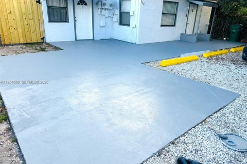 Apartment in Miami, Florida 2 bedrooms, 66.15 sq.m. № 2028187 - photo 21