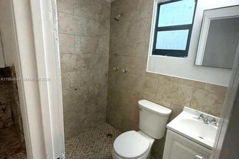 Apartment in Miami, Florida 2 bedrooms, 66.15 sq.m. № 2028187 - photo 13