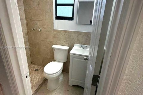 Apartment in Miami, Florida 2 bedrooms, 66.15 sq.m. № 2028187 - photo 14