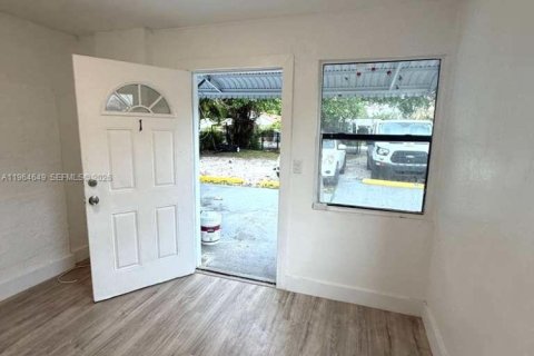 Apartment in Miami, Florida 2 bedrooms, 66.15 sq.m. № 2028187 - photo 5