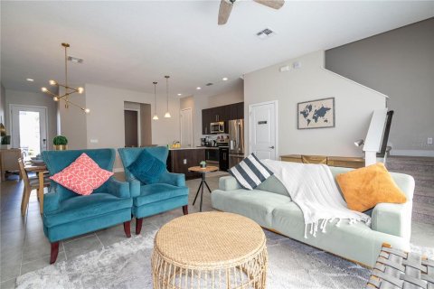 Casa en venta en Davenport, Florida, 4 dormitorios, 169.36 m2 № 1555790 - foto 19