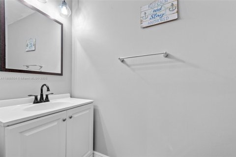 Купить таунхаус в Тамарак, Флорида 3 спальни, 133.78м2, № 1895897 - фото 13