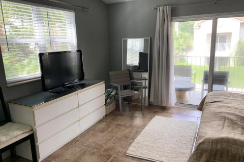 Copropriété à louer à Highland Beach, Floride: 2 chambres, 118.45 m2 № 2087630 - photo 10