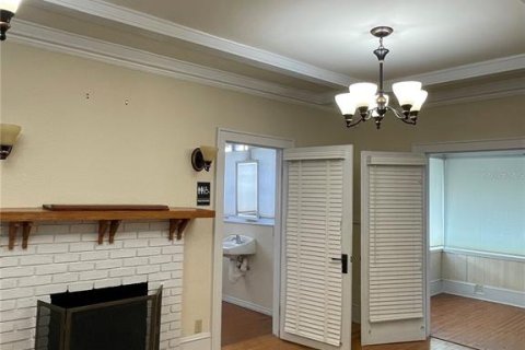 Propiedad comercial en alquiler en Orlando, Florida, 177.44 m2 № 2097527 - foto 15
