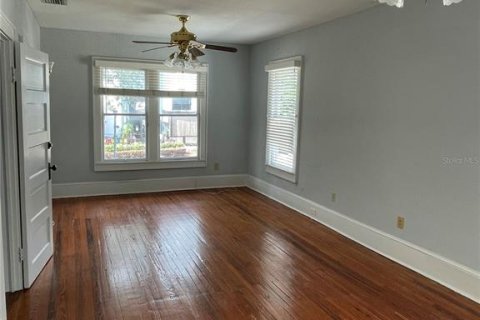 Propiedad comercial en alquiler en Orlando, Florida, 177.44 m2 № 2097527 - foto 9