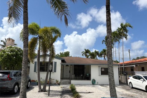 Casa en Miami, Florida 4 dormitorios, 166.3 m2 № 2188643