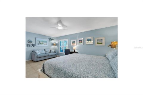 Villa ou maison à louer à Englewood, Floride: 3 chambres, 149.39 m2 № 2380567 - photo 10