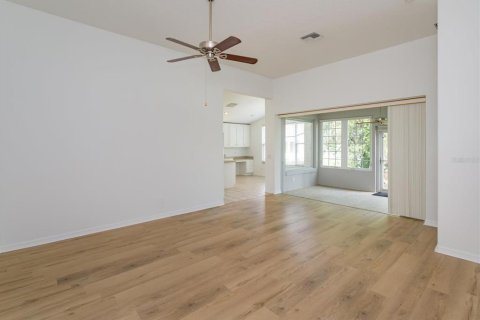 Villa ou maison à vendre à Tavares, Floride: 3 chambres, 148.18 m2 № 2296284 - photo 6