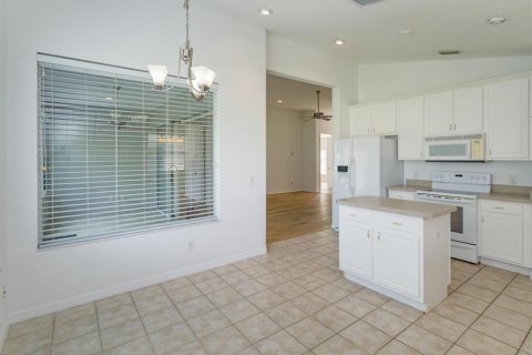 Villa ou maison à vendre à Tavares, Floride: 3 chambres, 148.18 m2 № 2296284 - photo 13