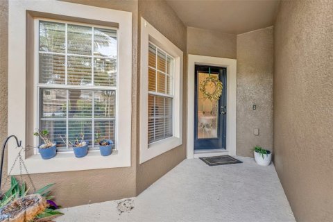 Townhouse in Winter Springs, Florida 3 bedrooms, 177.81 sq.m. № 1827652 - photo 5