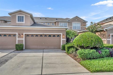 Townhouse in Winter Springs, Florida 3 bedrooms, 177.81 sq.m. № 1827652 - photo 2