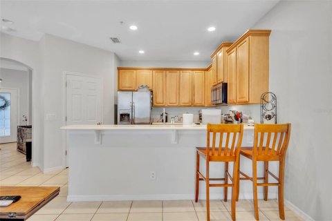Townhouse in Winter Springs, Florida 3 bedrooms, 177.81 sq.m. № 1827652 - photo 19