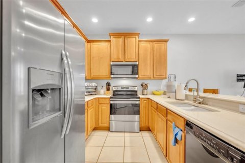 Townhouse in Winter Springs, Florida 3 bedrooms, 177.81 sq.m. № 1827652 - photo 21