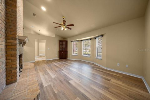 House in Ocala, Florida 4 bedrooms, 388.52 sq.m. № 2166978 - photo 7