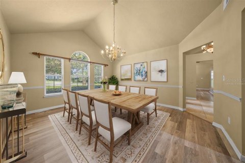 House in Ocala, Florida 4 bedrooms, 388.52 sq.m. № 2166978 - photo 9